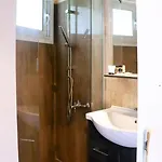 Potamaki & Aparthotel
