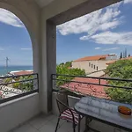 Potamaki & 4*