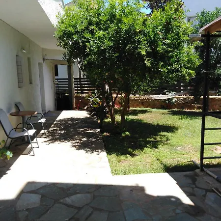 Potamaki & Hotel apartamentowy Stoúpa