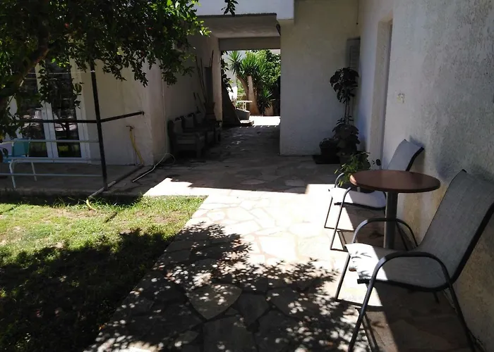 Hotel apartamentowy Potamaki & 4*