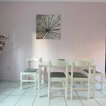 Aparthotel Potamaki &