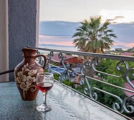 Potamaki & Aparthotel