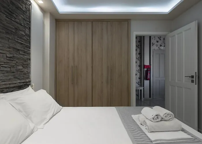 Potamaki & Lejlighedshotel Stoúpa